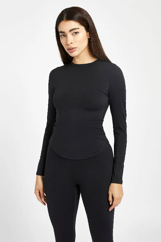 Sports Top for Warm Runs -swimwear for diving lessons -Base Sculpting Long Sleeve Top - Black